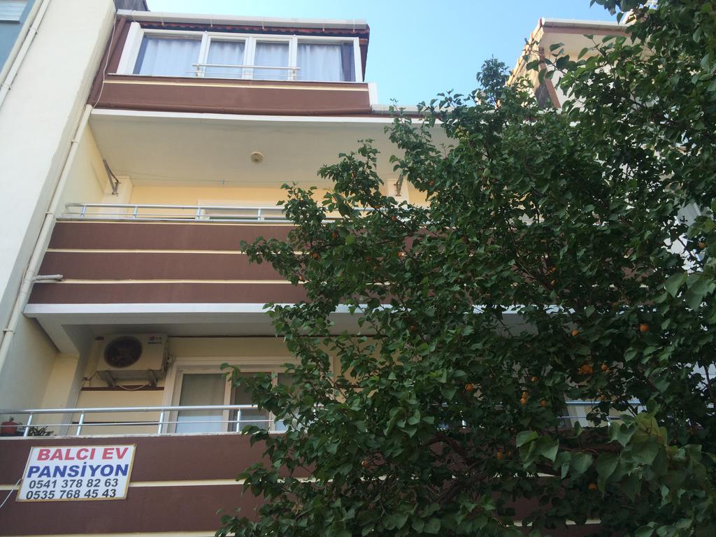 Balci Apartment Ечеабат Екстериор снимка